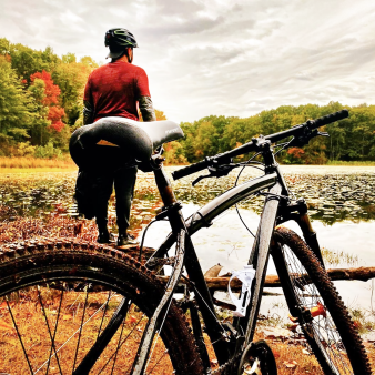 Ciclismo de otoño en Bolton Notch