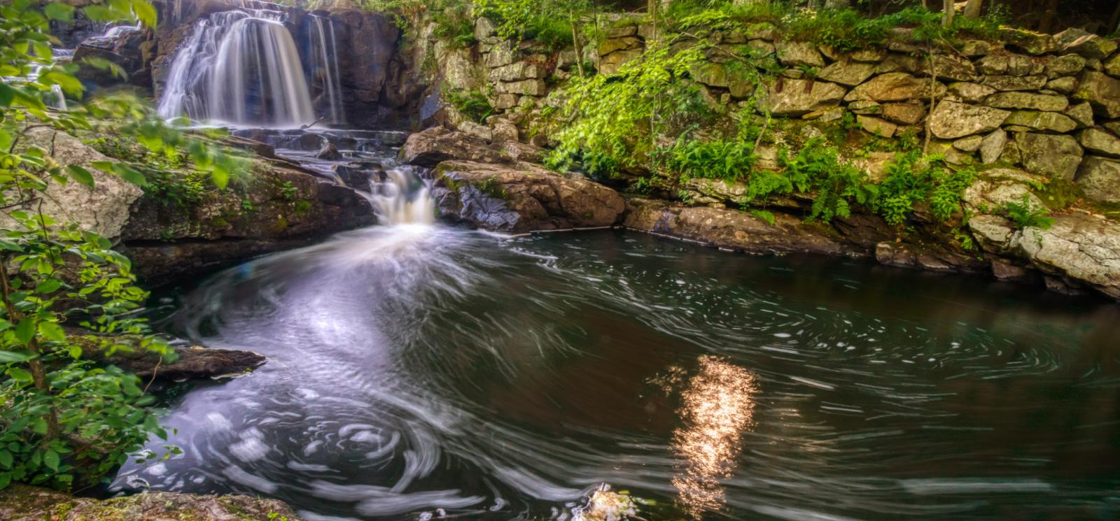 Waterfalls at Southford Falls (Flickr@tquist24)