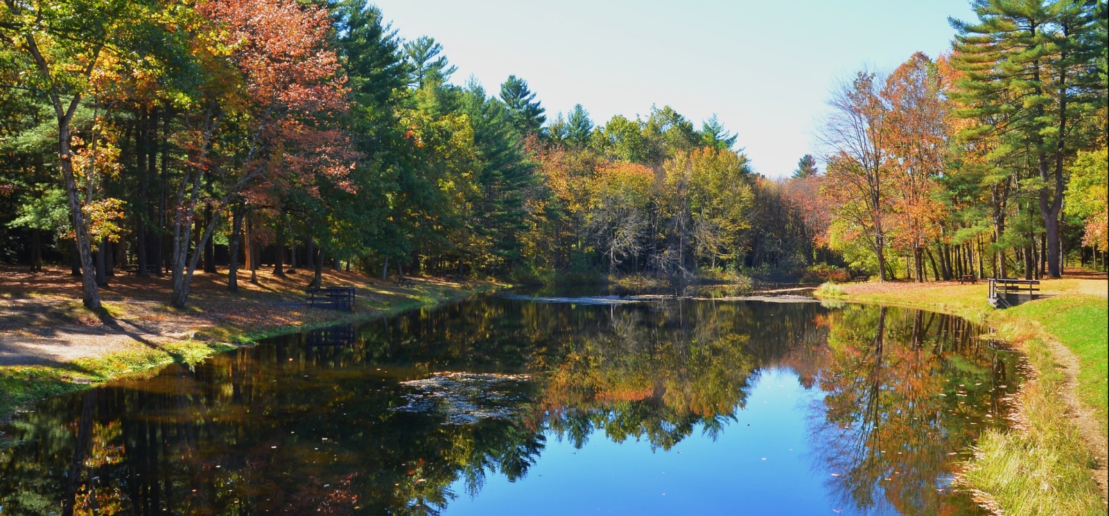 Stratton Brook Pond en otoño (Flickr@John-Murphy)