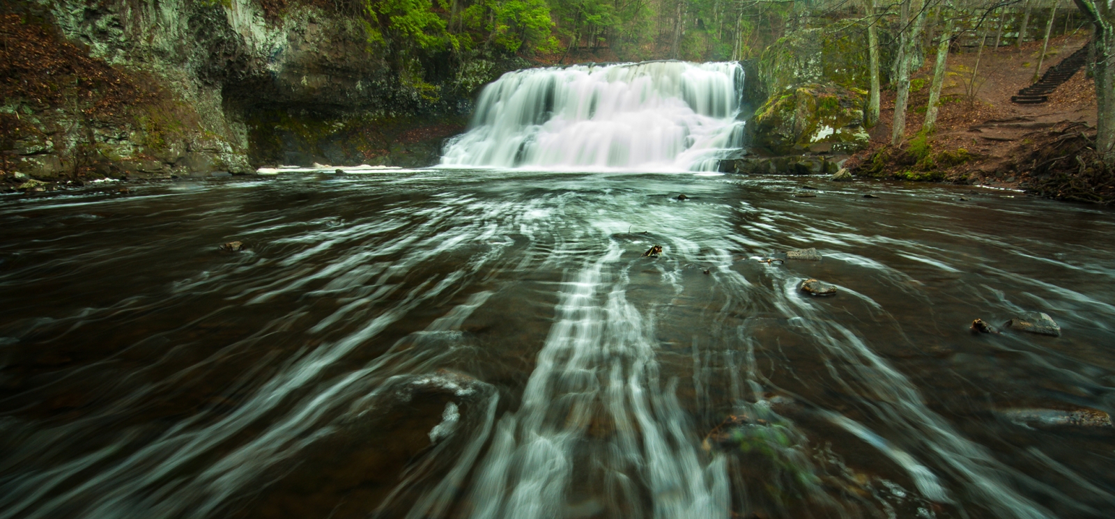 Slow exposure of Wadsworth Falls (CTvisit @JGColeman)