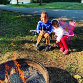 Two kids enjoying campfire at Hopeville Pond (Instagram@sarah.raynold)