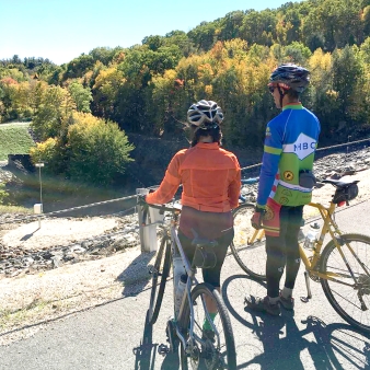 Two bicyclists stop to look at the view (Instagram@truecyclery)