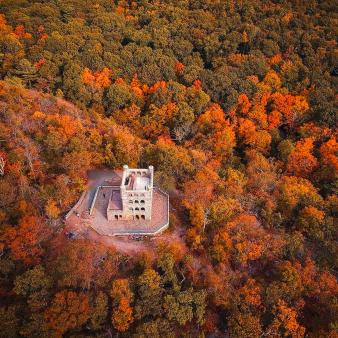 Aerial shot of Sleeping Giant State Park in Fall (Instagram@ctrehistory)