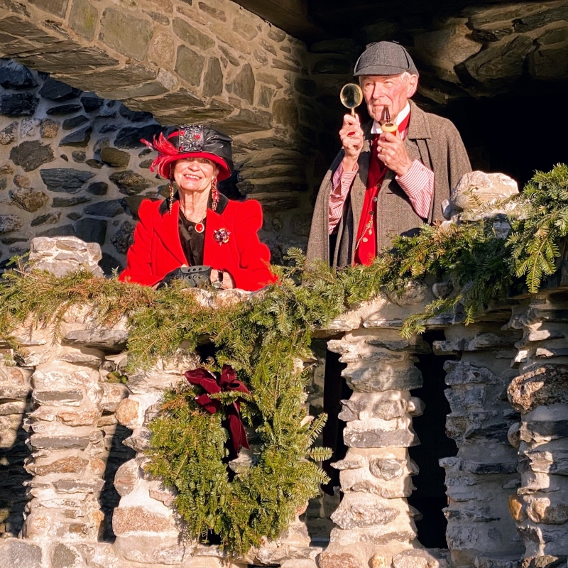 'The Gillettes' on the castle balcony welcoming visitors