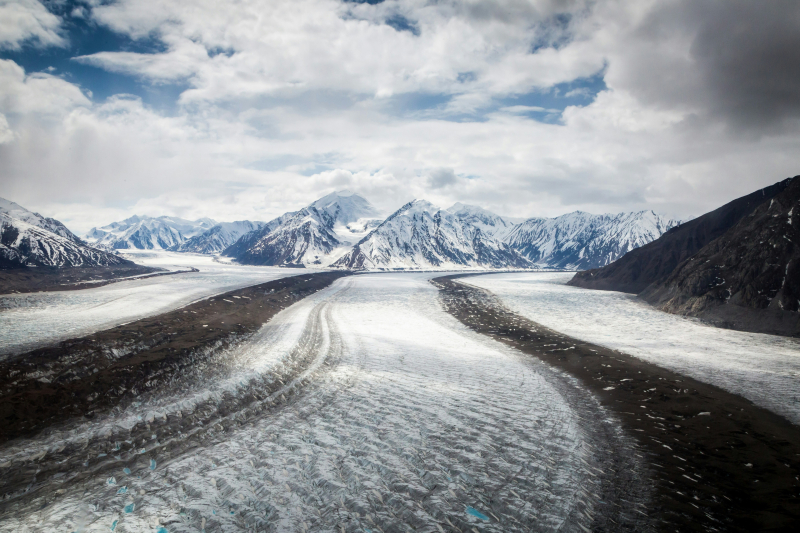 imagen de los glaciares del valle y sus morrenas