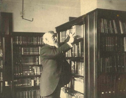 Wilbur Osborne in library